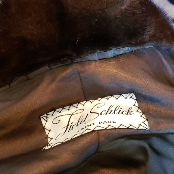 Saint Paul fur stole - Picture 2 of 5